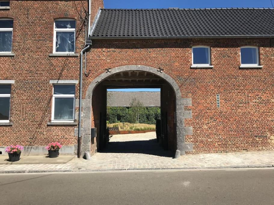 Le Cottage - Maison De 6 A 8 Personnes - La Ferme Du Try Frasnes-lez-Gosselies Exterior foto